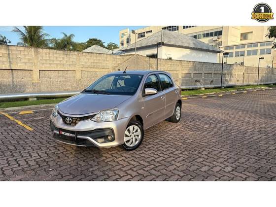 TOYOTA ETIOS 1.5 XLS 16V FLEX 4P AUTOMÁTICO